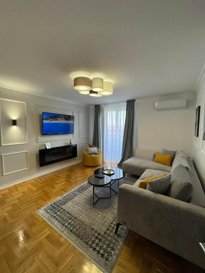 Penny Stan Na Dan Apartment Bijeljina Ngoại thất bức ảnh