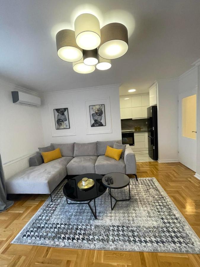 Penny Stan Na Dan Apartment Bijeljina Ngoại thất bức ảnh